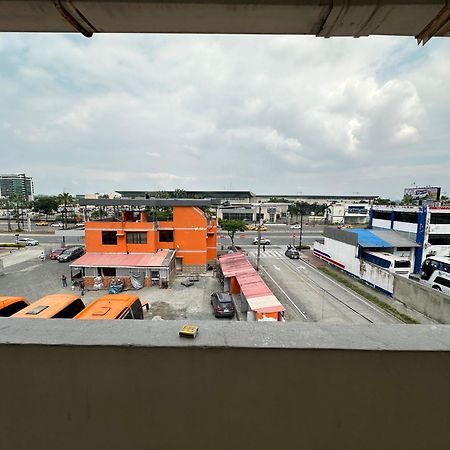 Hostal Posada Del Sol Guayaquil Bagian luar foto